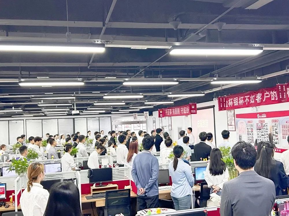 东方融资网怎么样(东方融资网客服电话是多少)